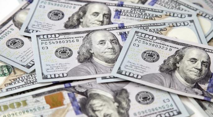 US Dollar Can Lose Its 'Supremacy Premium' If Fed Interferes With Bond Market: Currencies Are 'Release Valve For Unsustainable Fiscal Policy'