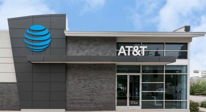 What's Going On With AT&T Stock?