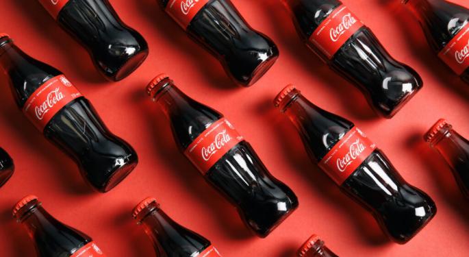Coca-Cola Q2 Preview: Will Warren Buffett Favorite Acknowledge Donald Trump's Sugar Push?
