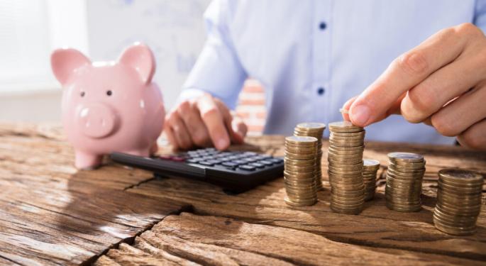 More Americans Ditch Checking And Savings Account For These Higher-Yield Alternatives Amid Economic Jitters
