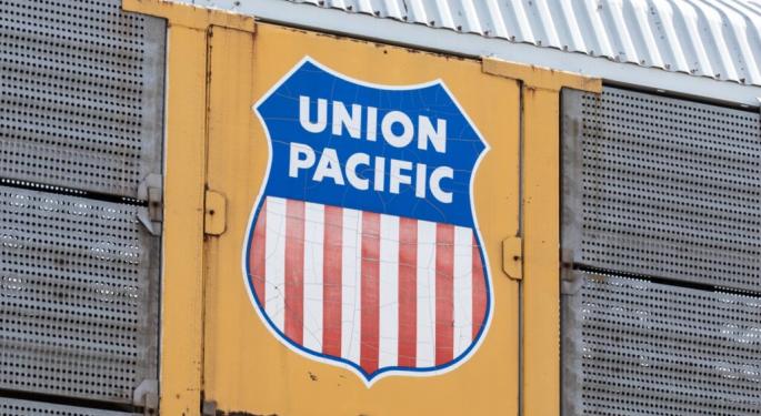 Union Pacific's Turnaround Gains Momentum With Stellar Q2 Operations