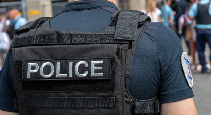 31-Year-Old Philly Police Officer Is $451,000 in Debt and Brings Home Just $40K — Dave Ramsey Warns 'You're Heading Straight at the Wall'
