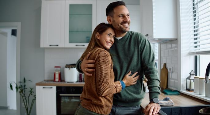 Are You an 'Above‑Average' Couple? Here's The Net Worth You Need to Be Richer Than 90% of Households