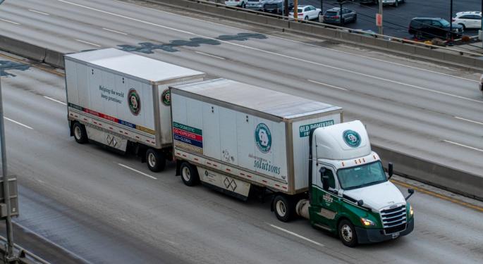 Old Dominion Freight Line Analysts Slash Their Forecasts After Downbeat Q2 Earnings