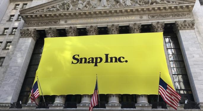 Snap Revenue Beat, User Growth Not Enough To Excite Shares In Q2