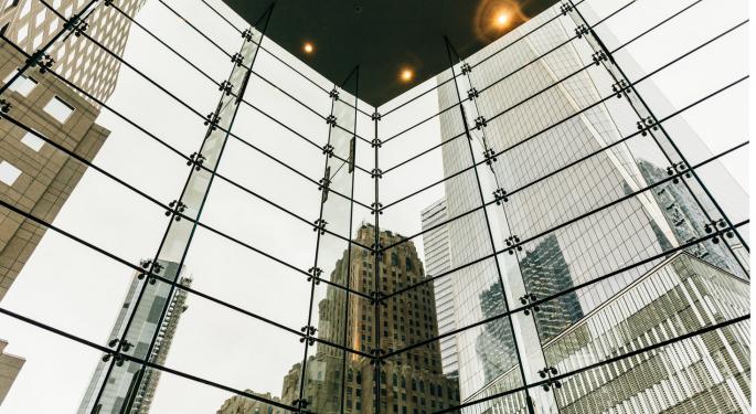 America's Cannabis Industry Evolution Is Being Shoved Underground by Lack of Banking Infrastructure