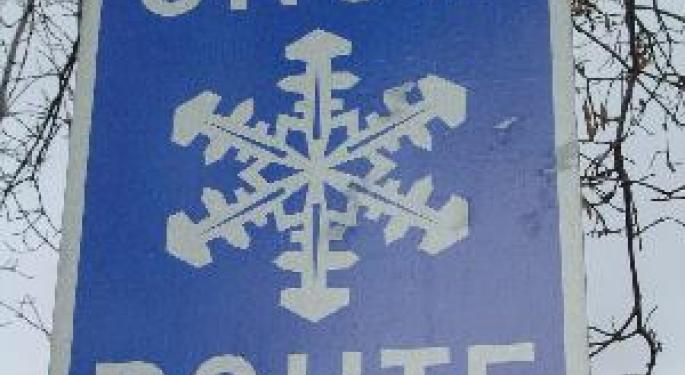 Snowstorm Continues To Ground East Coast
