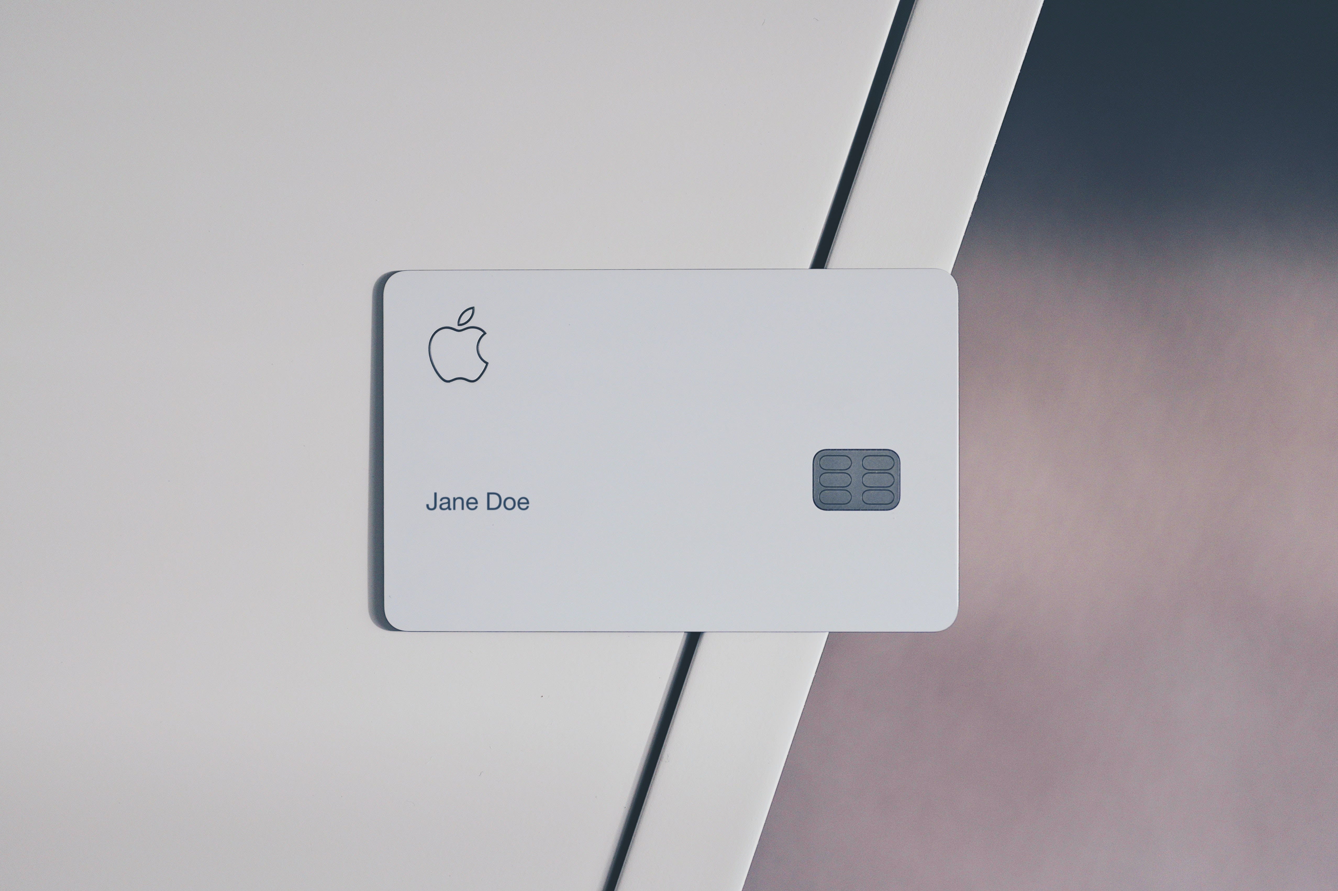 Apple Card Doesn't Discriminate Against Women — At Least Not In Terms Of Credit Limit
