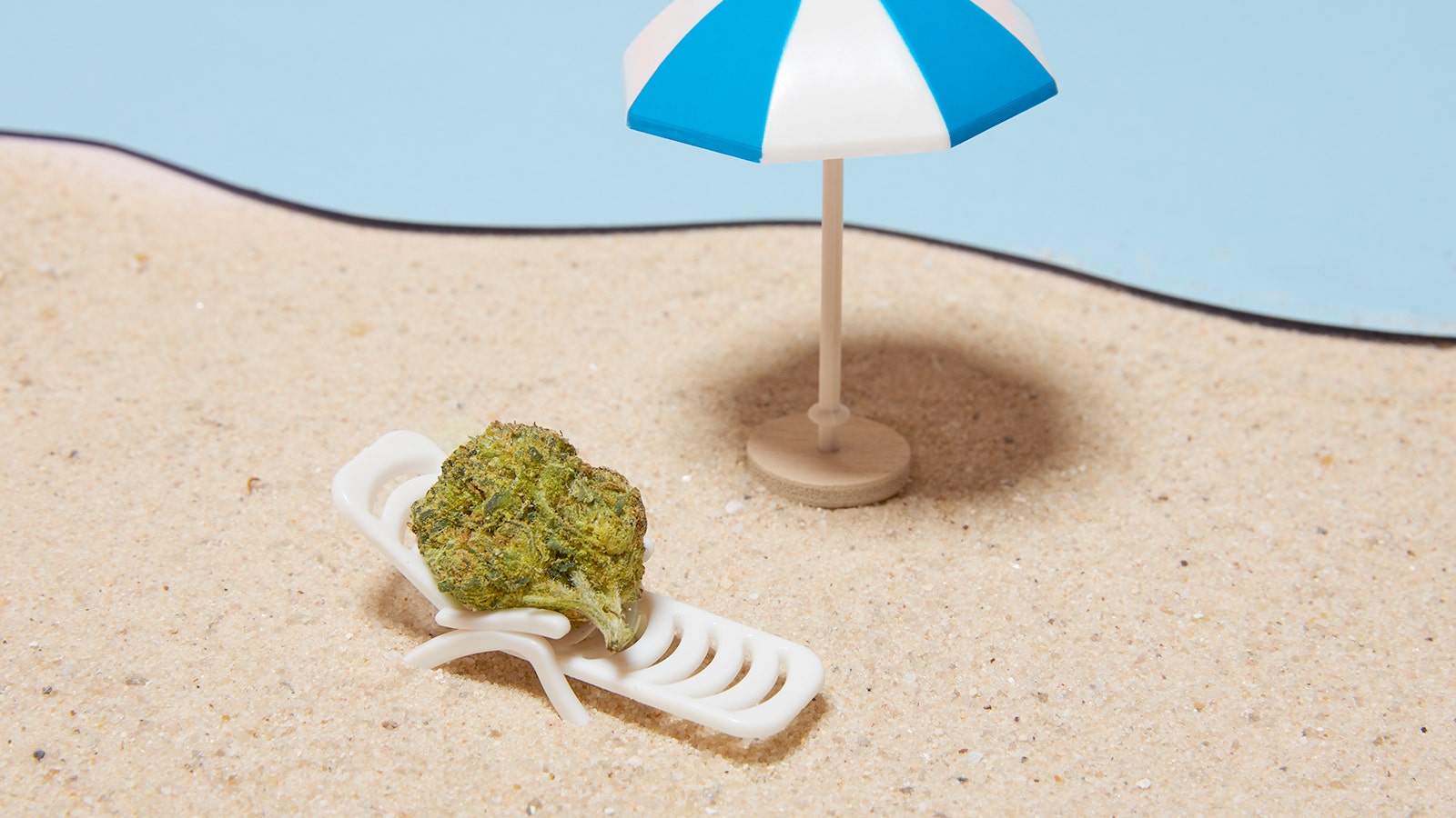 7 Relaxing Weed Strains For A Chill Weekend
