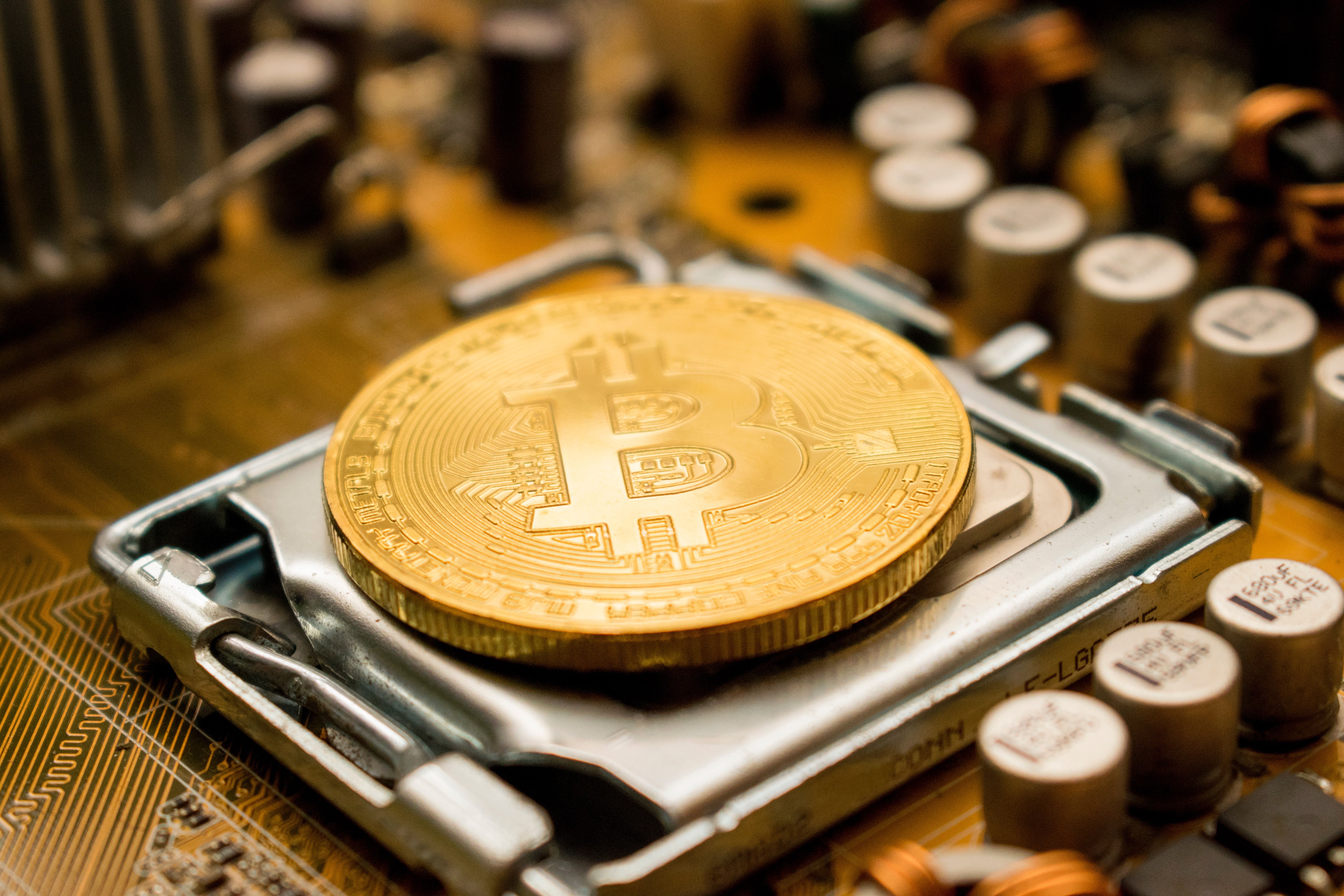 Bitcoin Crashes Below $30K As Crypto Woes Worsen Amid BlockFi Cease-And-Desist Order