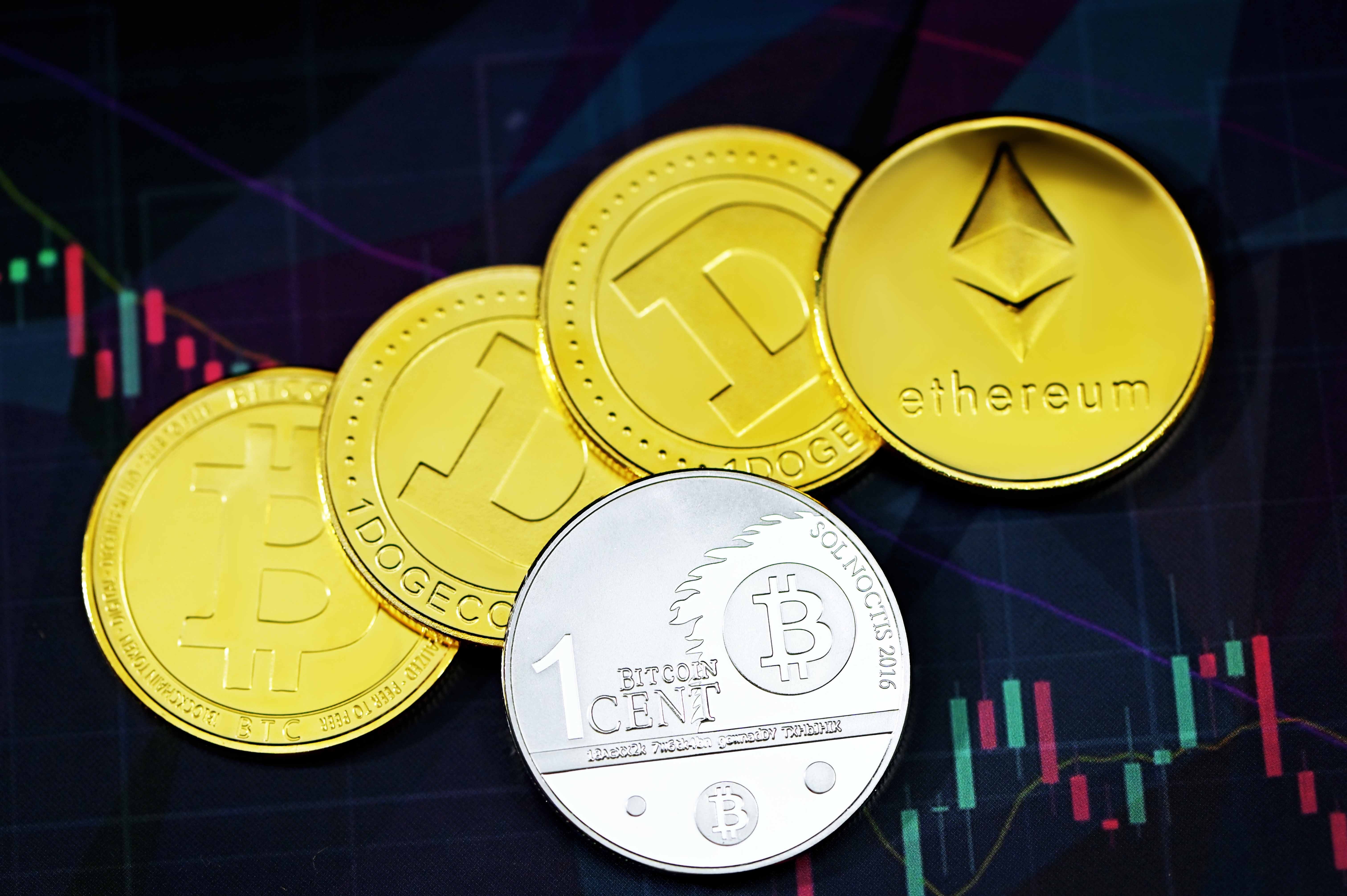 Bitcoin Holders Waiting For Higher Prices To Sell, Dogecoin Dips While Shiba Inu Rises; This Ethereum-Based Coin Is King Today