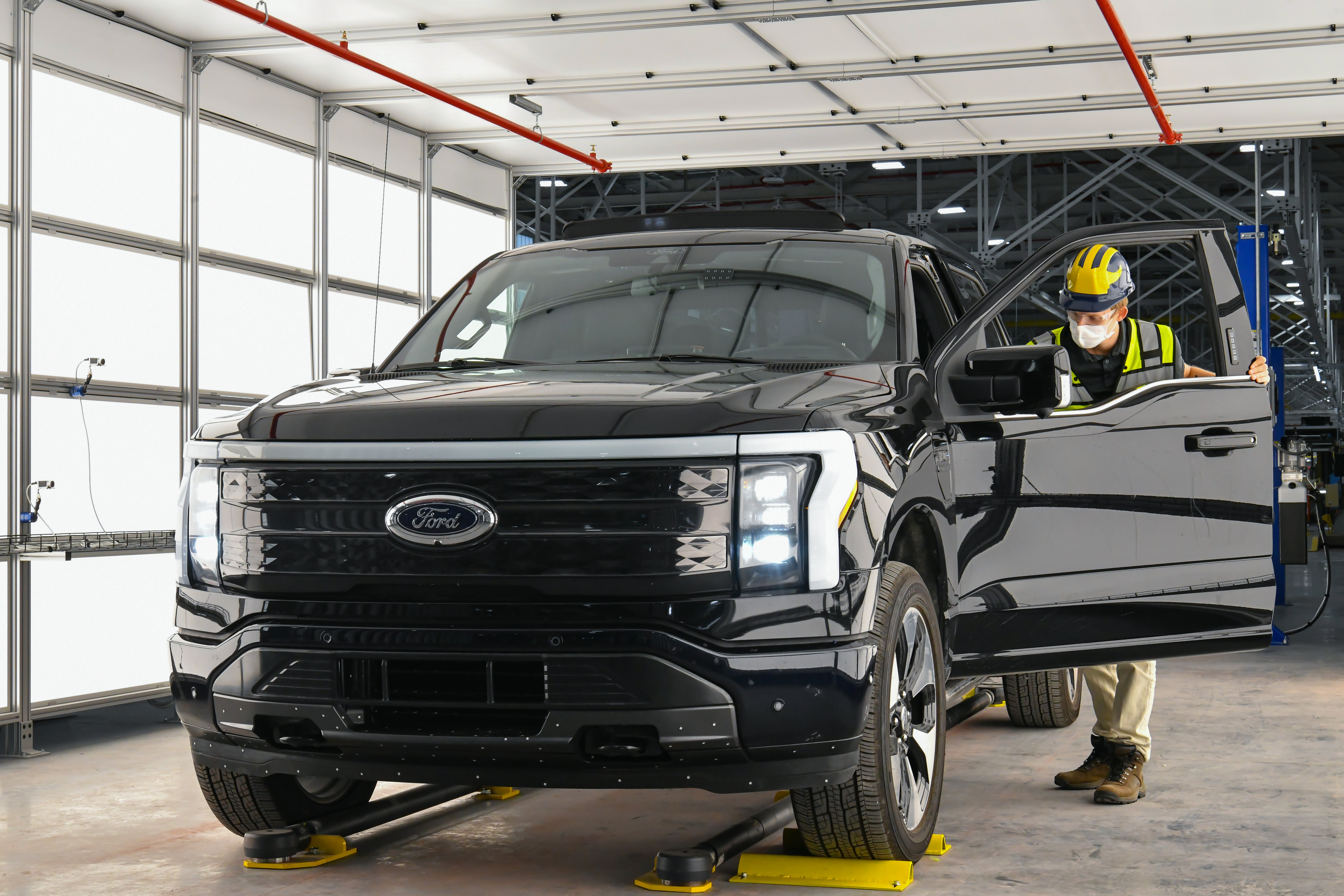 Ford Nearly Doubles F-150 Lightning Production Target, To Open Order Bank This Thursday For Reservation Holders