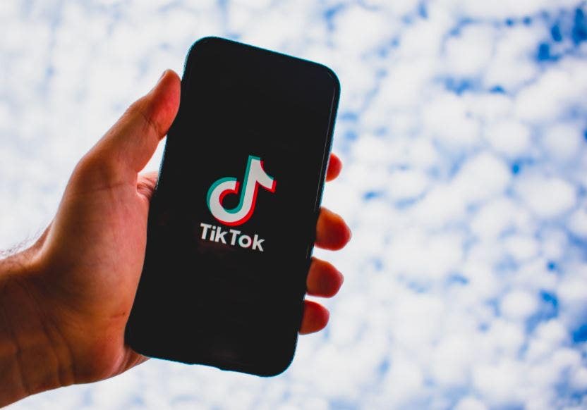 Marketing Cannabis On Instagram And TikTok In 2022: Tips And Tricks To Make A Splash