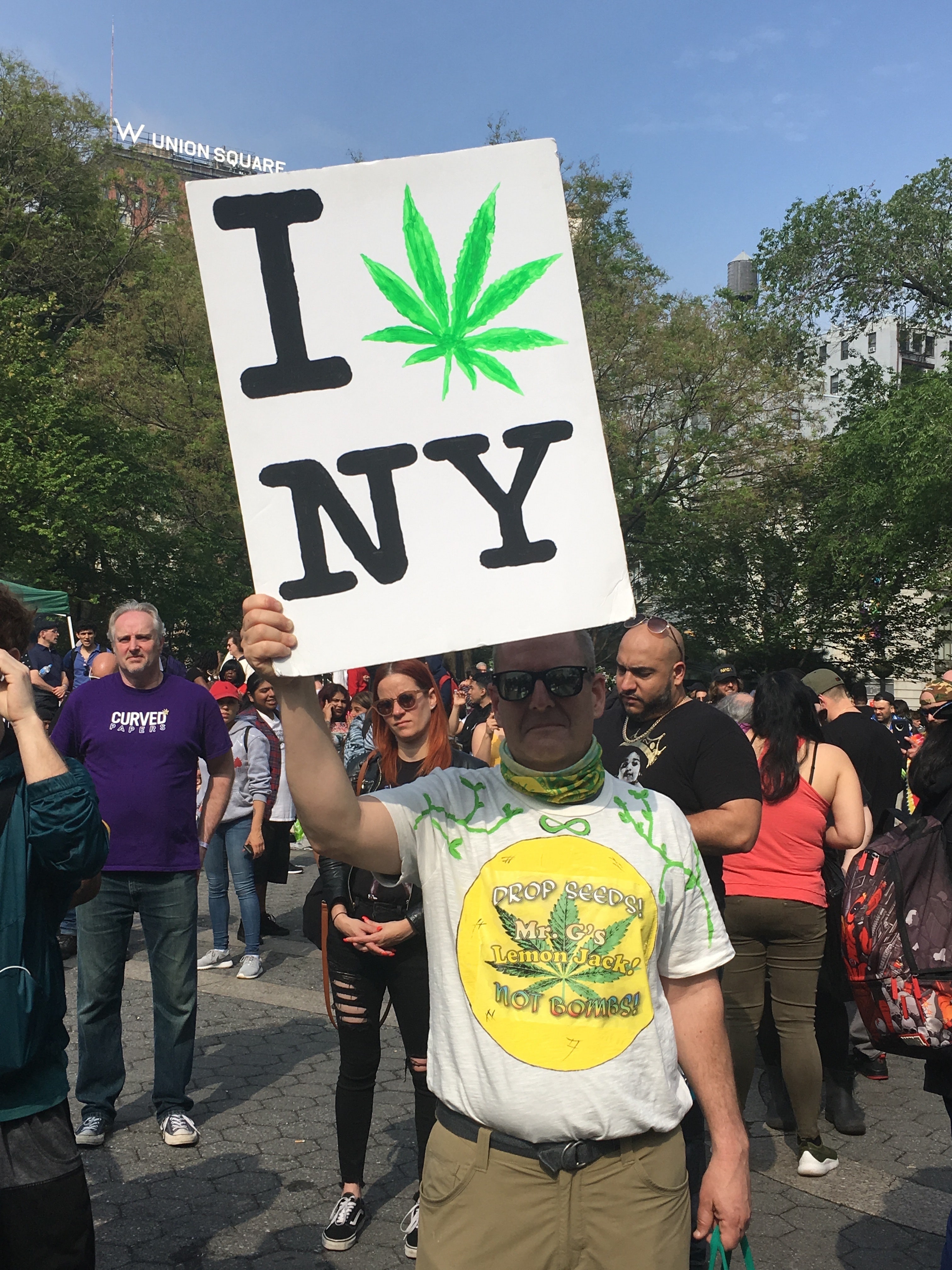 New York To Allow Those With Cannabis Convictions To Open Pot Shops Before Big Businesses Enter Market