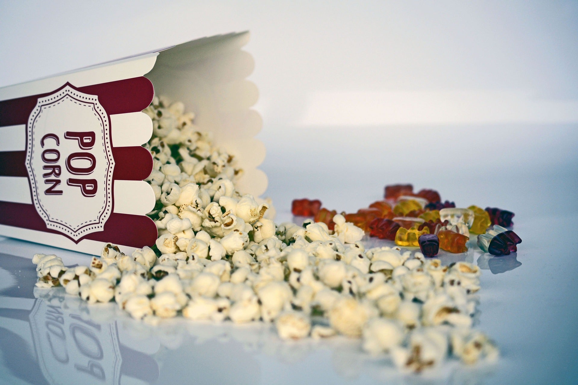 What's Moving AMC And Other Movie Theater Stocks Down?