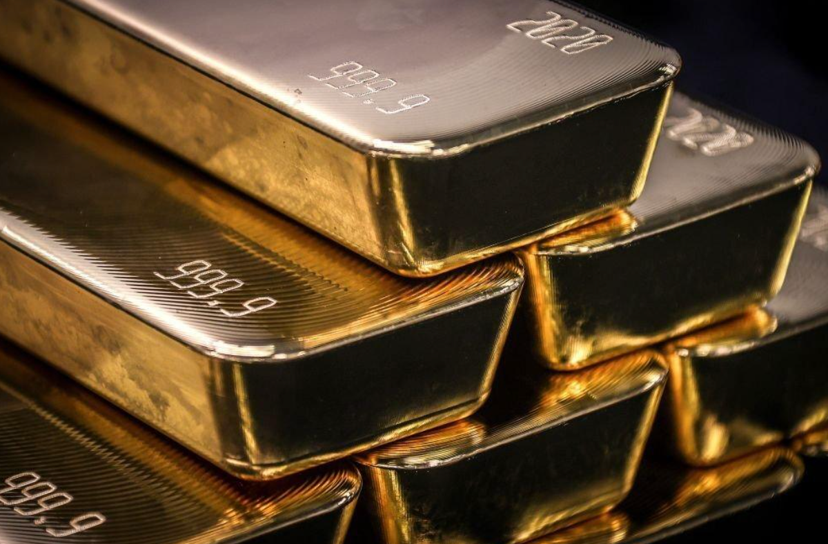 Gold IRA: How To Protect Your Retirement Portfolio From An Economic Crisis