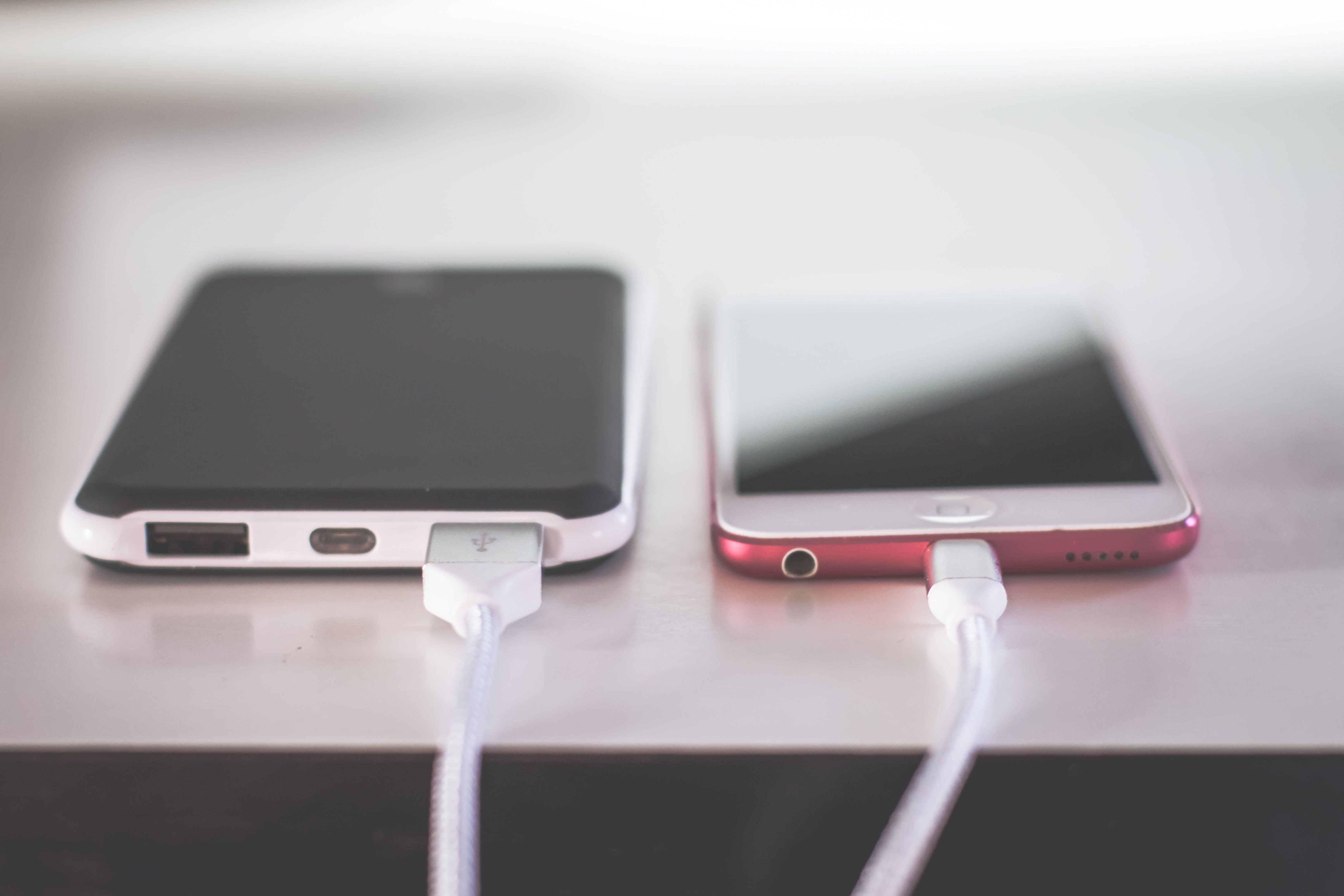 Apple Looks To Return MagSafe Chargers In A New Avatar For iPhone