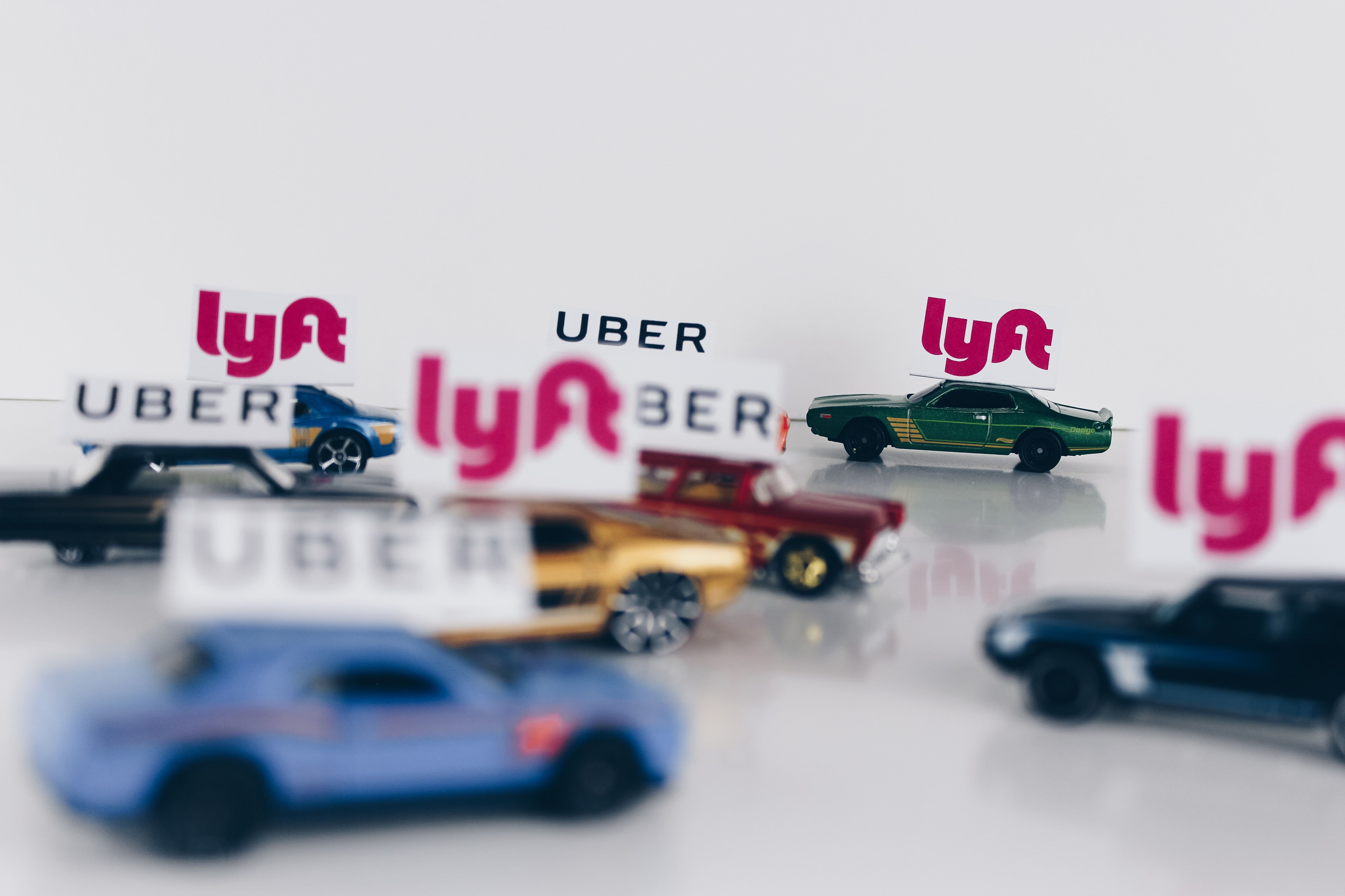 Should Lyft and DoorDash Merge To Better Compete With Uber? Analyst Pierre Ferragu Thinks So