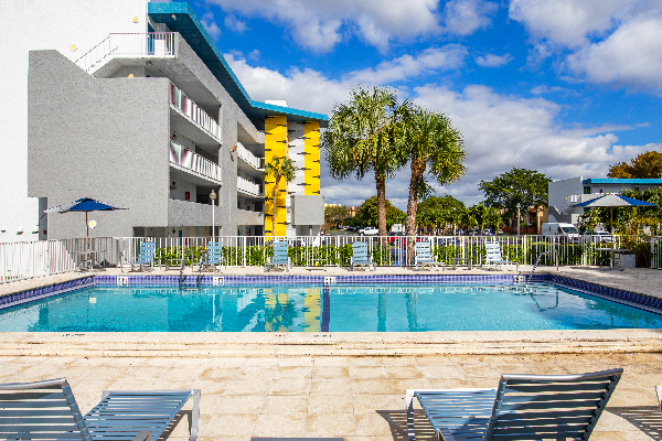 Real Estate Investment Offering For Miami Multifamily Acquisition Real Estate Investment Offering For Miami Multifamily Acquisition