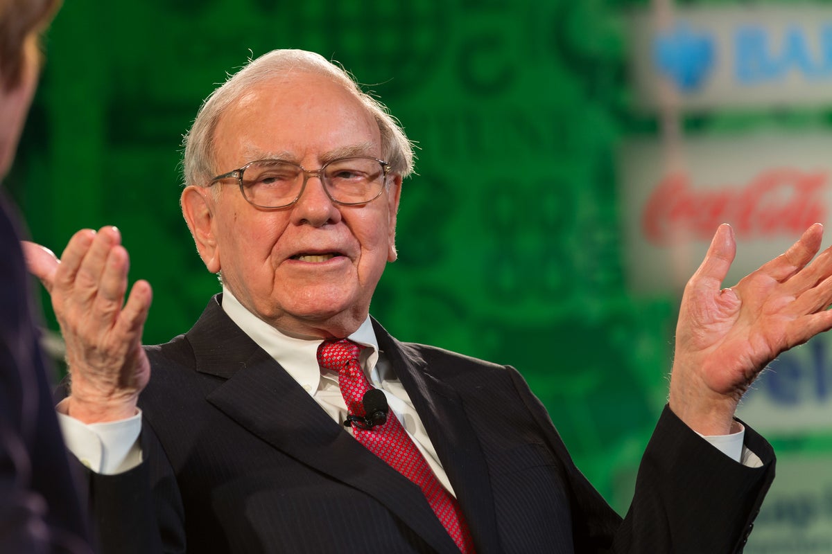 Warren Buffett Doesn't Buy Real Estate - Here's Why Most Investors Shouldn't Either
