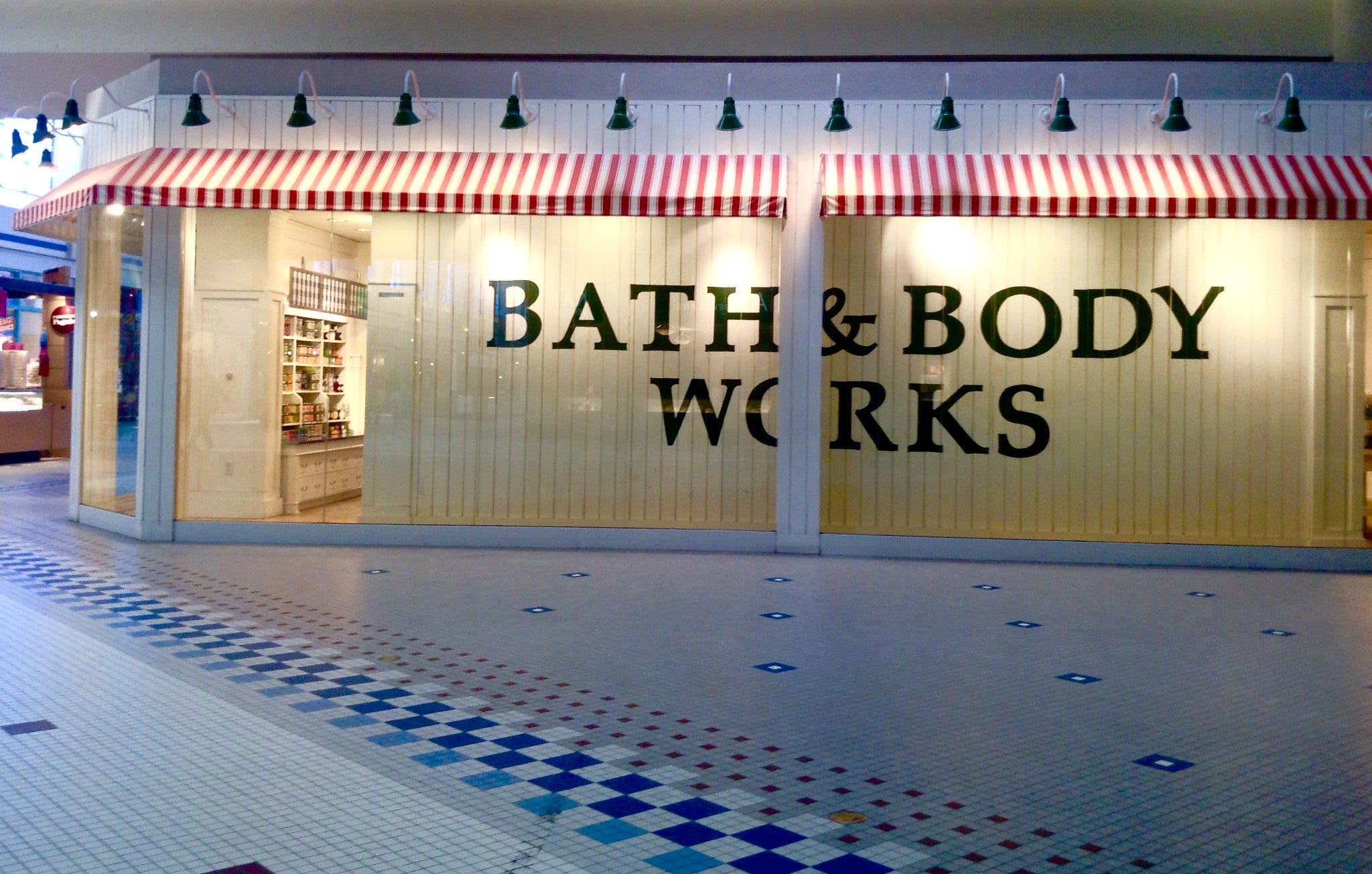 Why Bath & Body Works Stock Is Falling