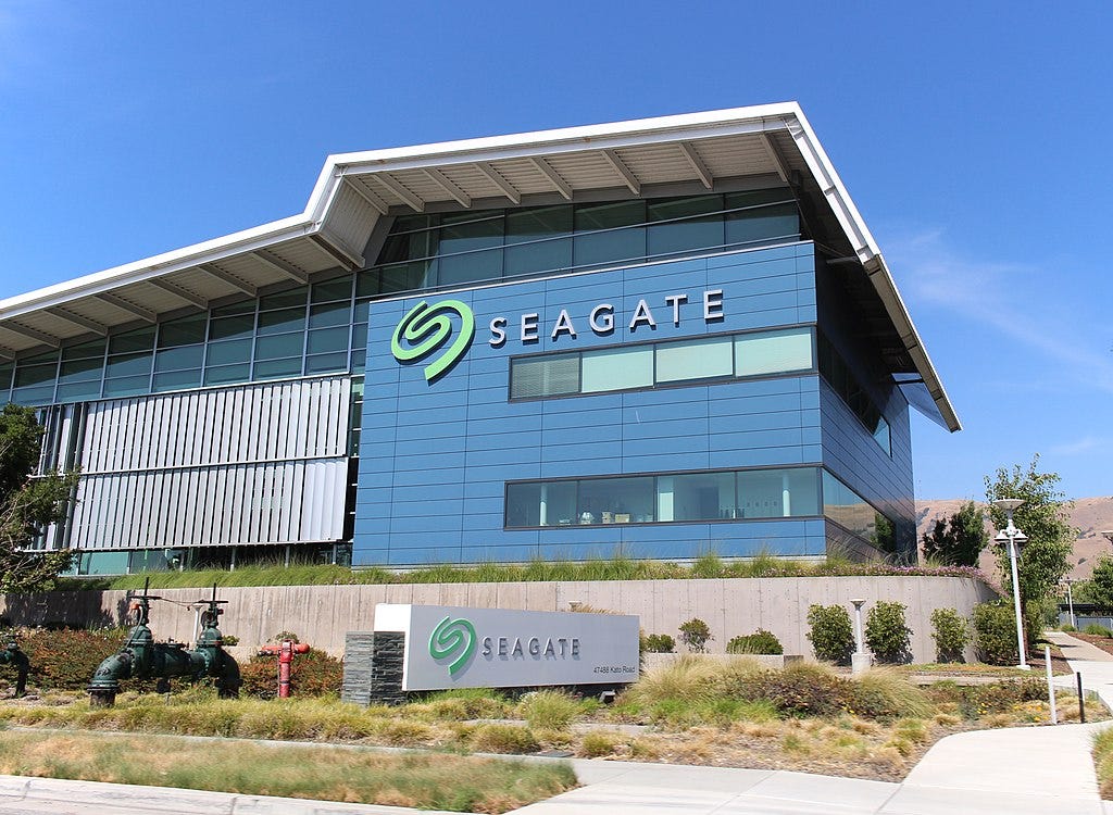 Seagate Technology Shares Plunge On Q4 Earnings Miss, Weak 1Q Outlook