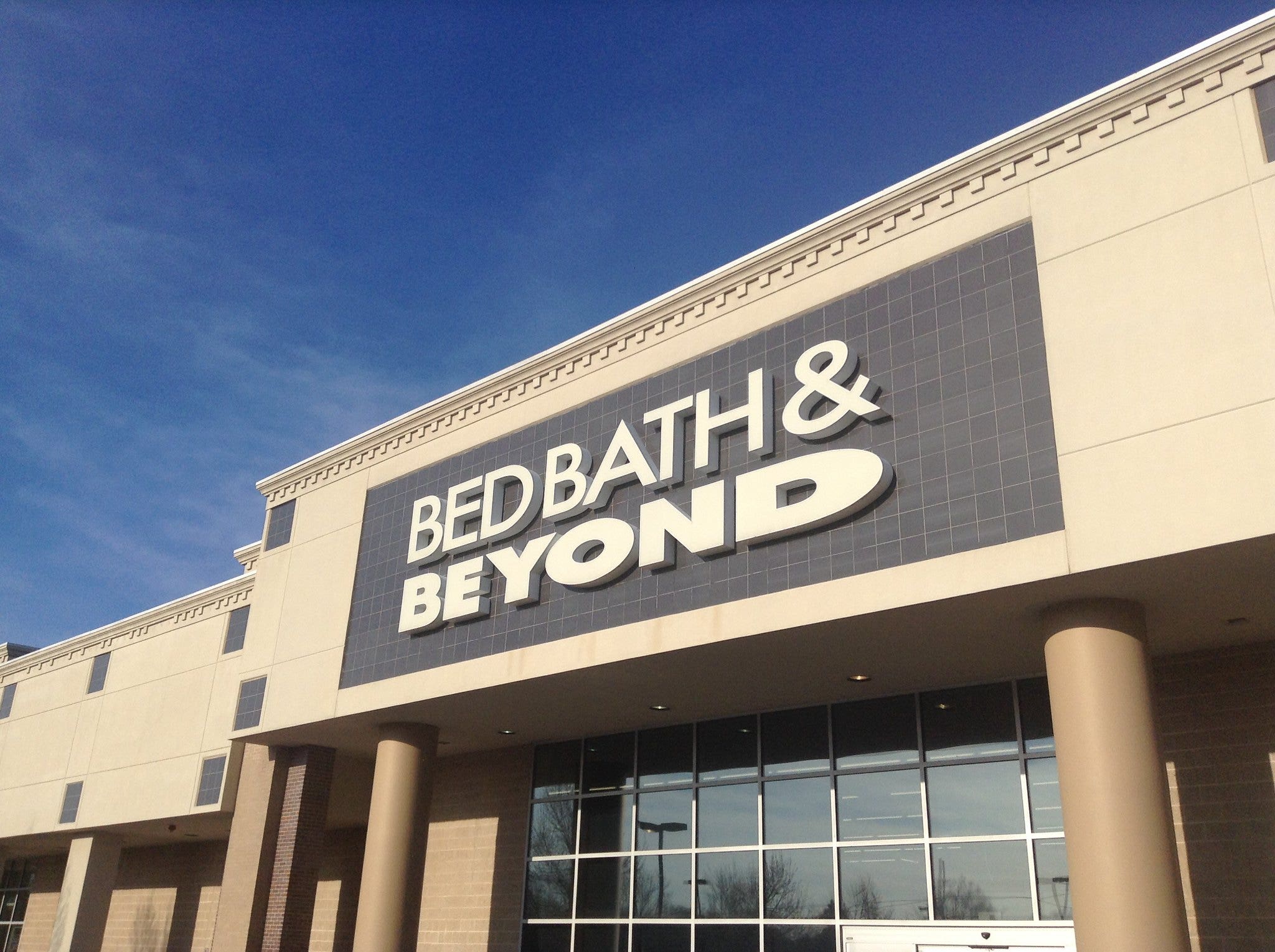 Why Bed Bath & Beyond Stock Is Plunging Today