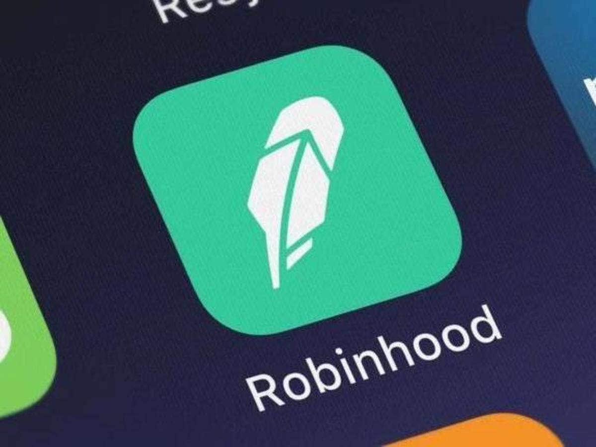 Robinhood, Procter & Gamble And 3 Other Big Stocks Insiders Are Selling