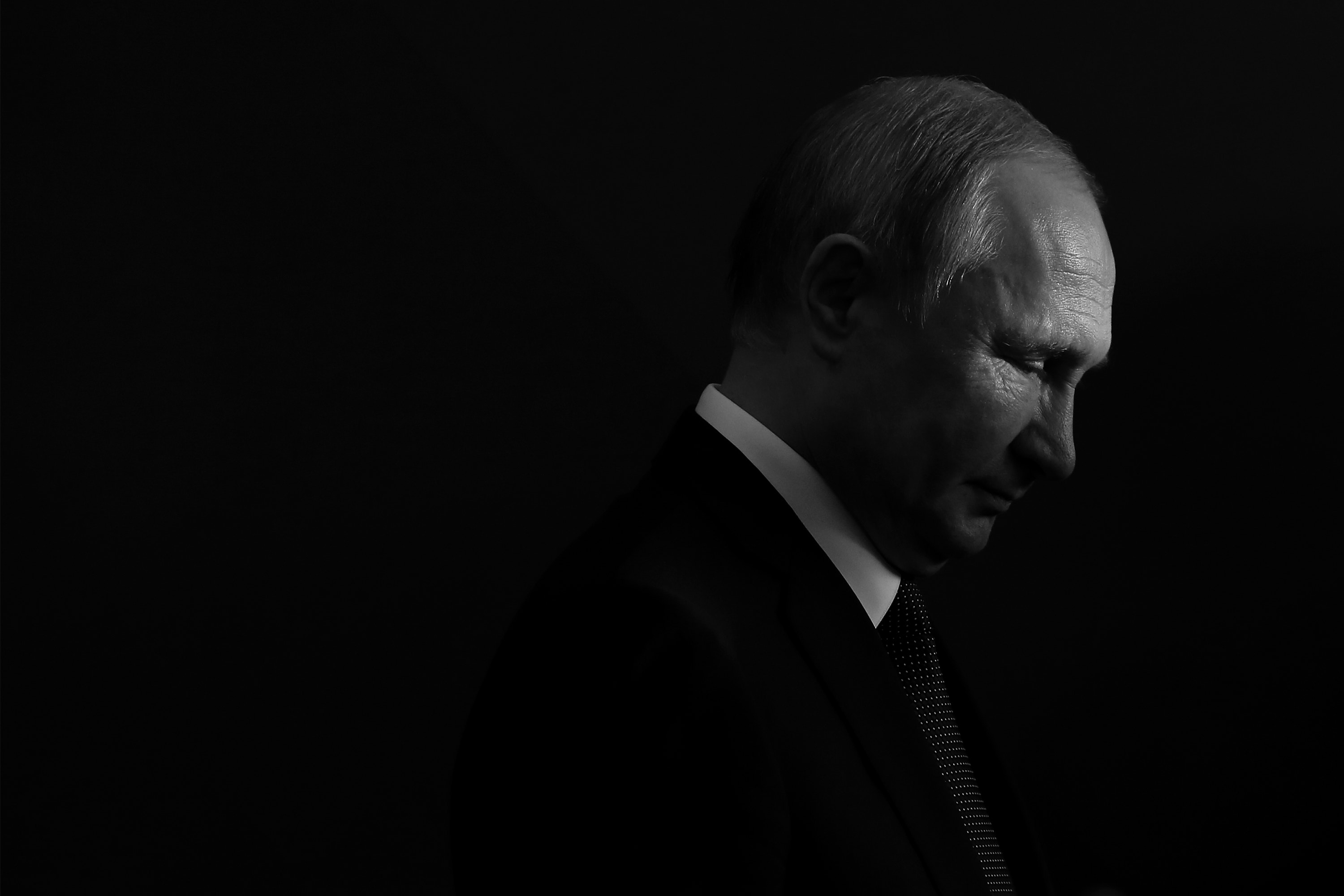 Putin's War To Set Russian Economy Back 4 Years In One Full Quarter Since Ukraine's Invasion