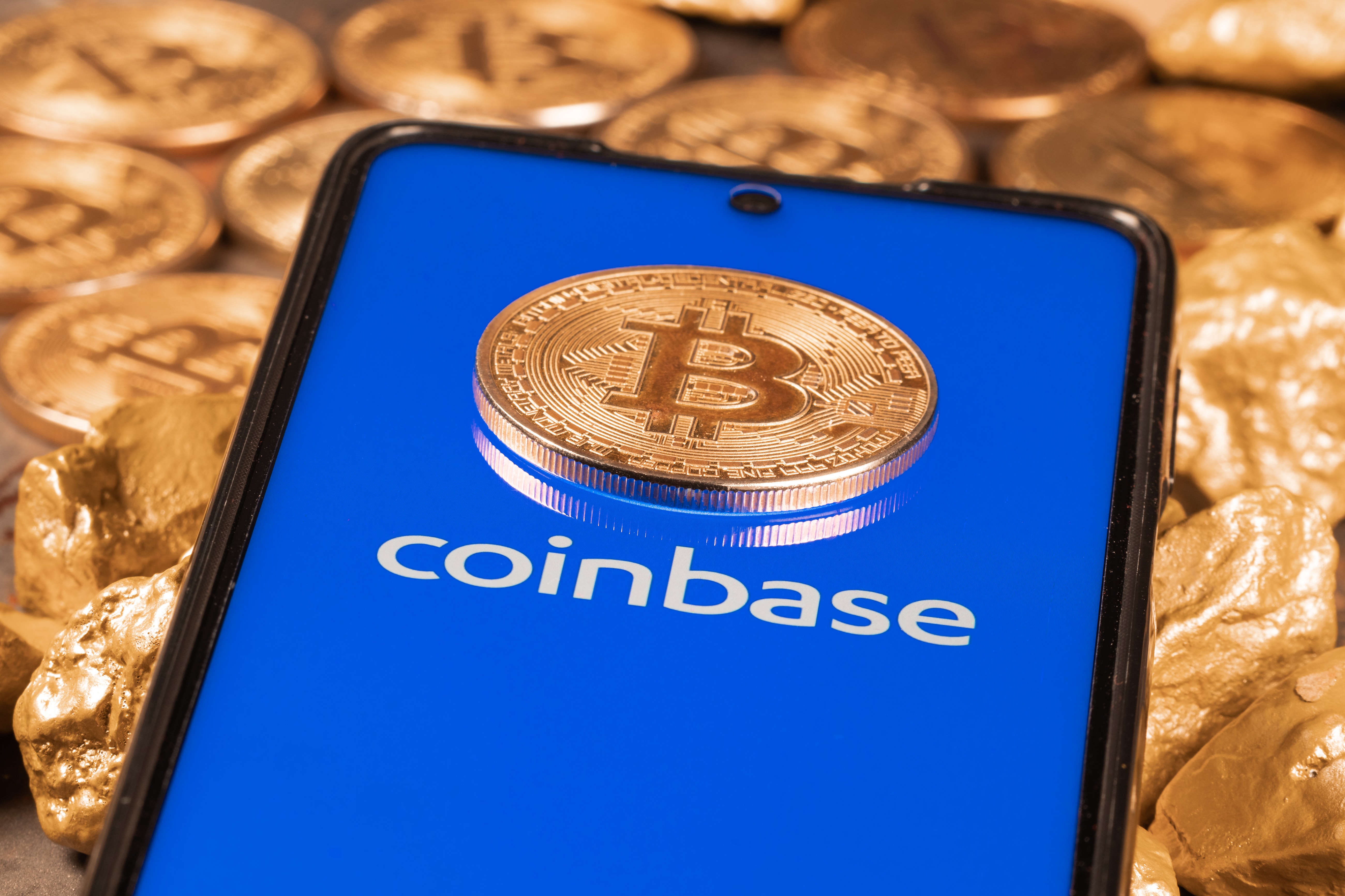 S&P Global Drops Coinbase Debt Rating Over Crypto Market Downturn, Doubts Over Company's Ability To 'Operate Efficiently'
