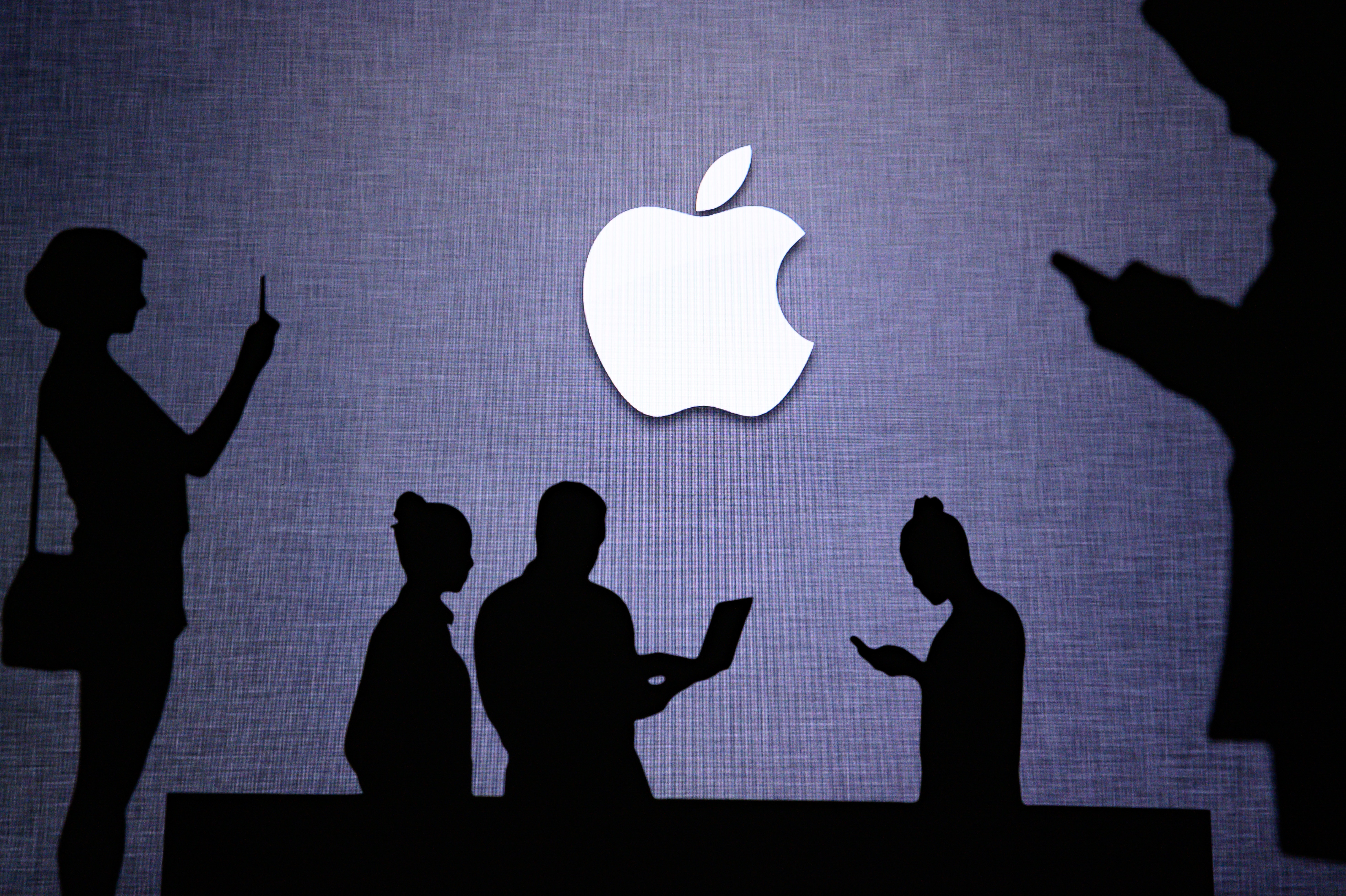 Apple In Focus After Credit Suisse Upgrades Stock And Lifts Price Target By 21%