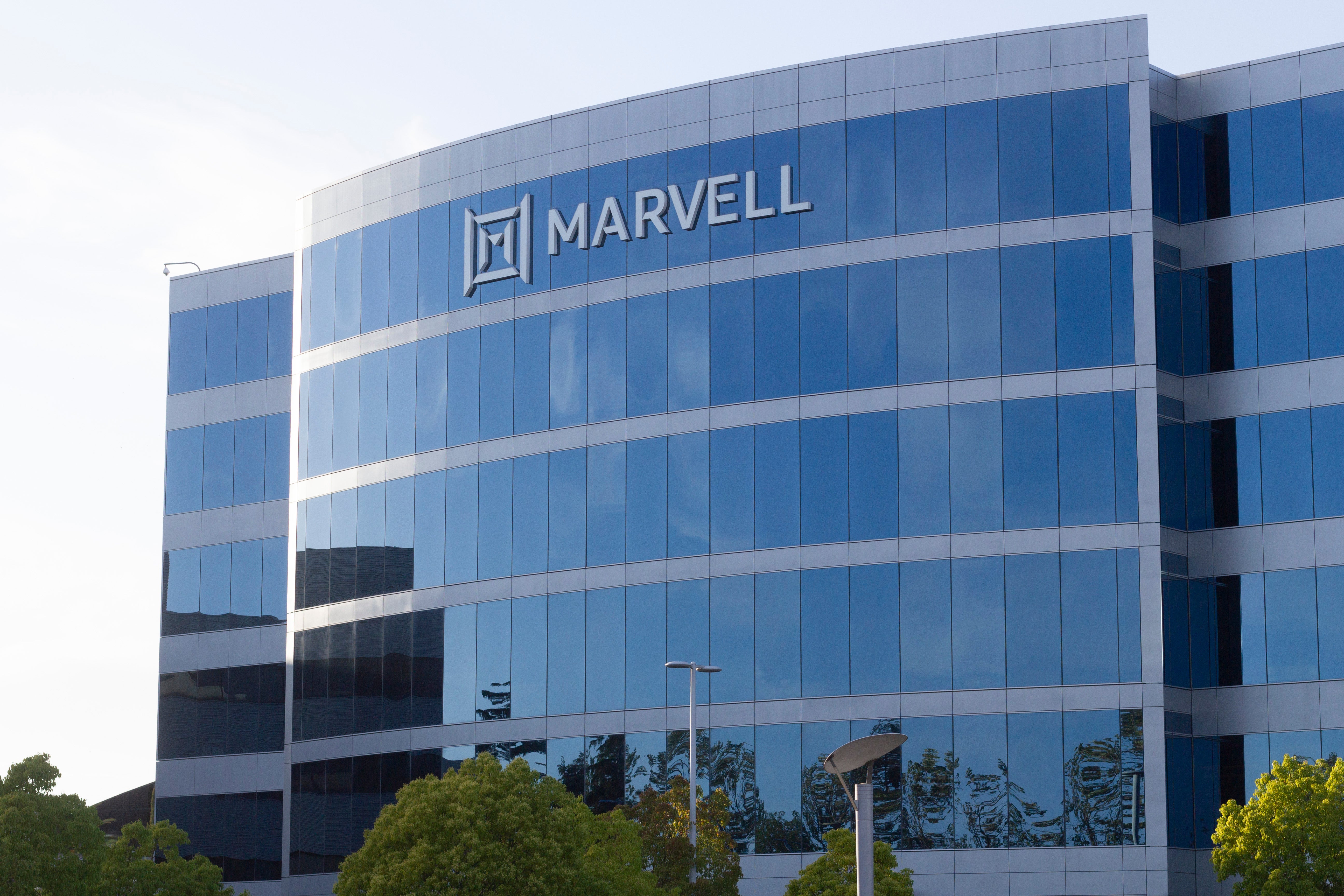 Why Is Marvell Technology Stock Sliding After Hours?
