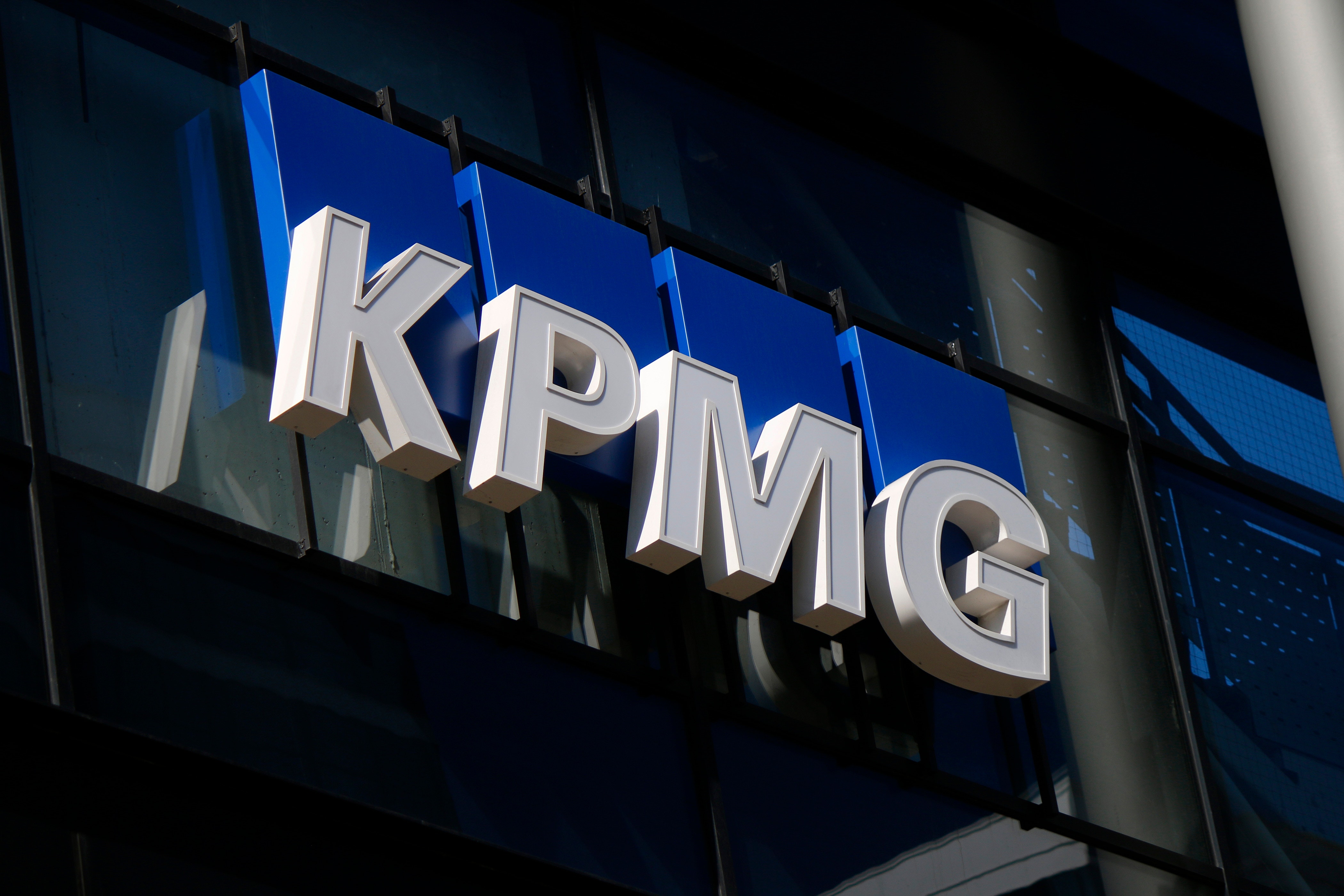 KPMG: Crypto Firms Will Be Forced To Lower Valuations To Stay Afloat In 2022