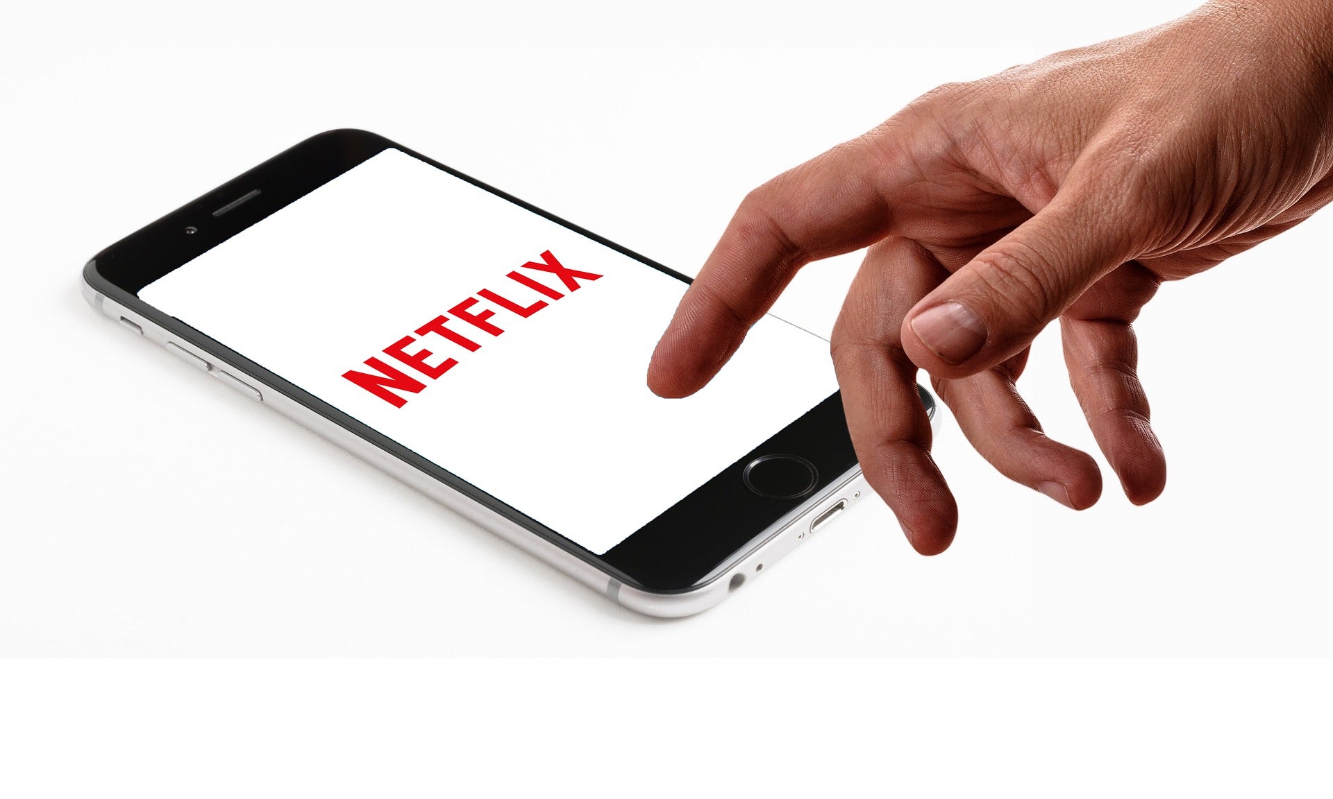 Netflix Goes Slower On Cloud Computing, Other Costs To Counter Subscriber Slowdown