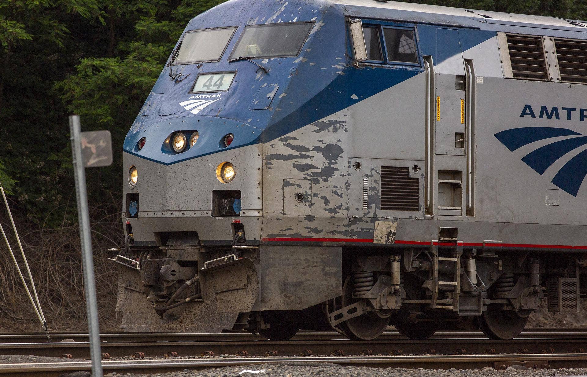 Bernstein Downgrades CSX, Union Pacific As Amtrak Cancels Trains And Railroad Strike Looms