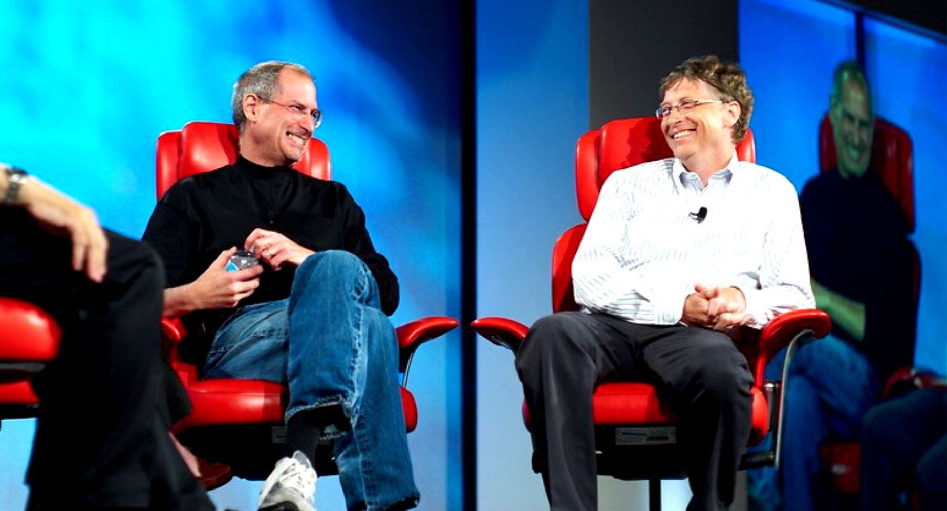 Big Regret: How Bill Gates' Microsoft Missed Out On $159B By Selling Apple Stock WAY Too Early