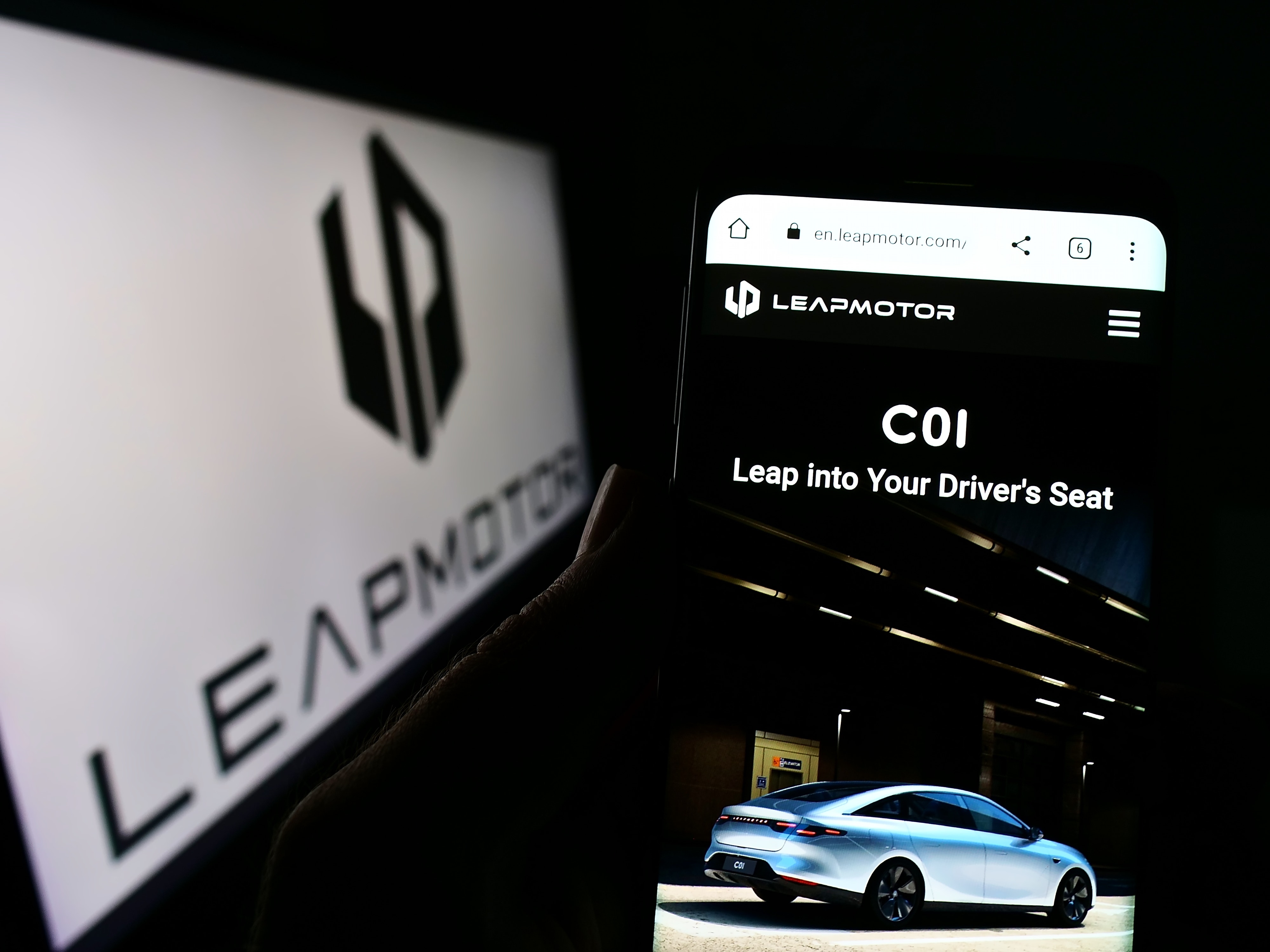 Tesla China Rival Leapmotor Topples Over 14% In Hong Kong Debut: What's Fraying Investor Nerves?
