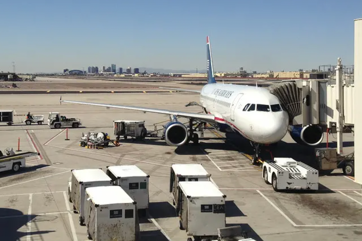 United Airways To Droop Service At JFK Airport In October – United Airways Holdings (NASDAQ:UAL) United Airways To Droop Service At JFK Airport In October – United Airways Holdings (NASDAQ:UAL)