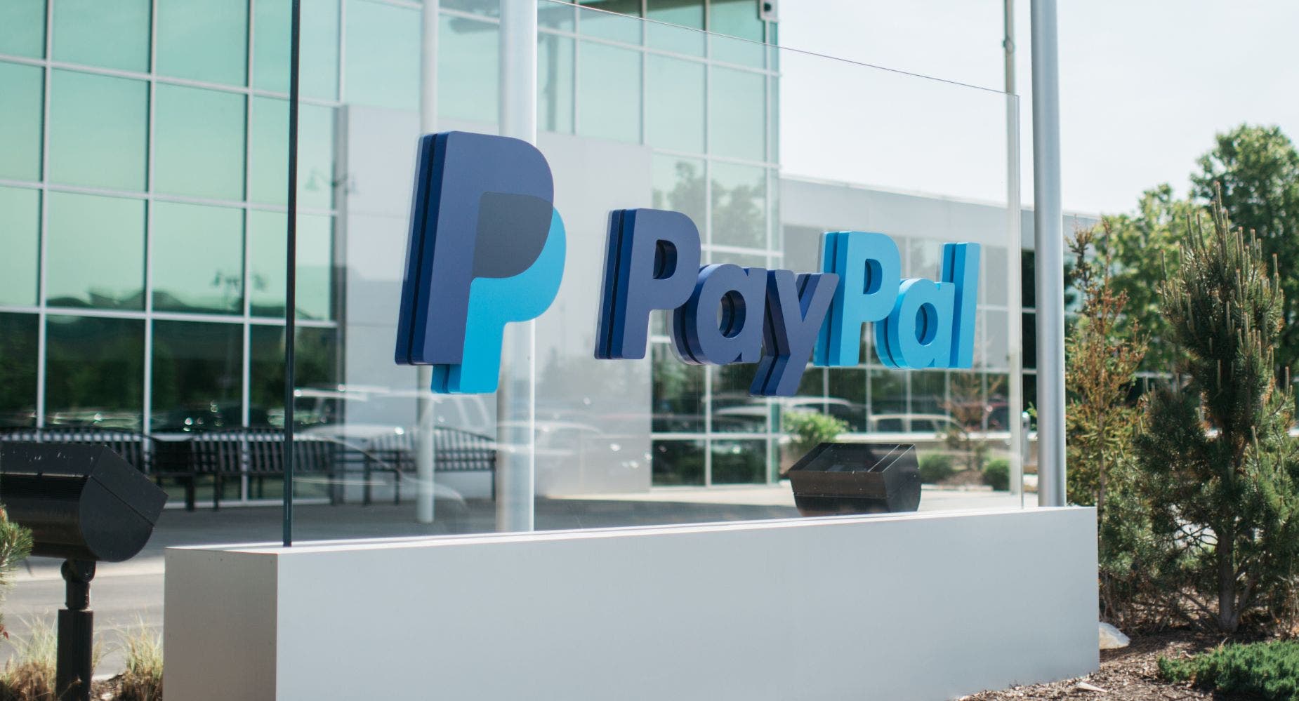 PayPal Says Plan To Charge Customers $2,500 For Misinformation Was An 'Error'; Elon Musk, Former Executives Slam Company