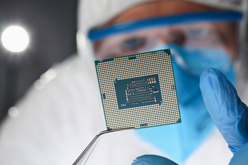 Intel And 2 Other Small Cap Semiconductor Stocks Are Sporting High-Yields For Dividends