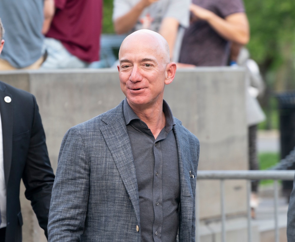 Jeff Bezos Nods To Goldman CEO's Warning: 'Probabilities In This Economy Tell You To Batten Down Hatches'