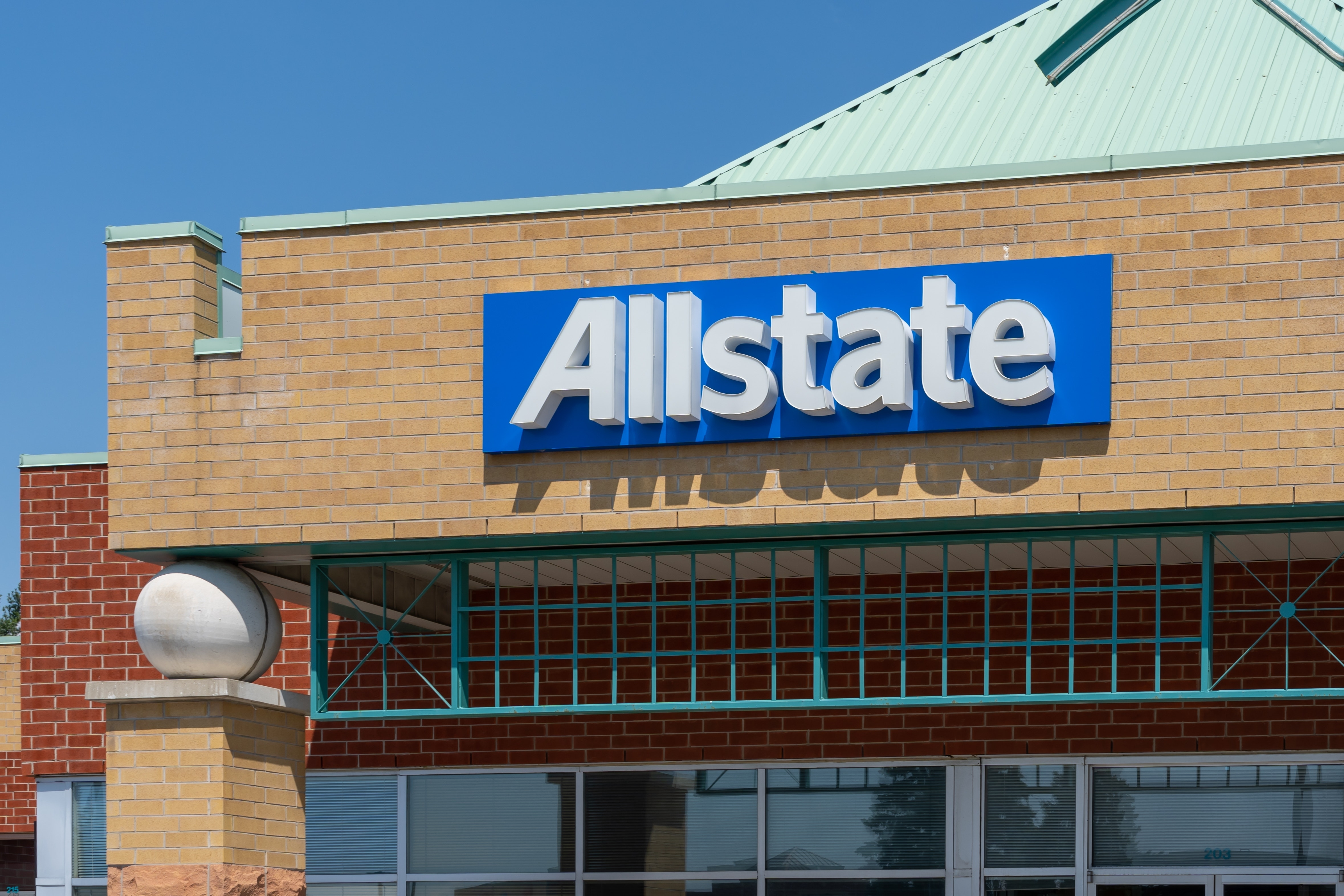 Does Carl Icahn Have A Secret Activist Stake In Allstate? If He Does, Now Is The Time To Strike