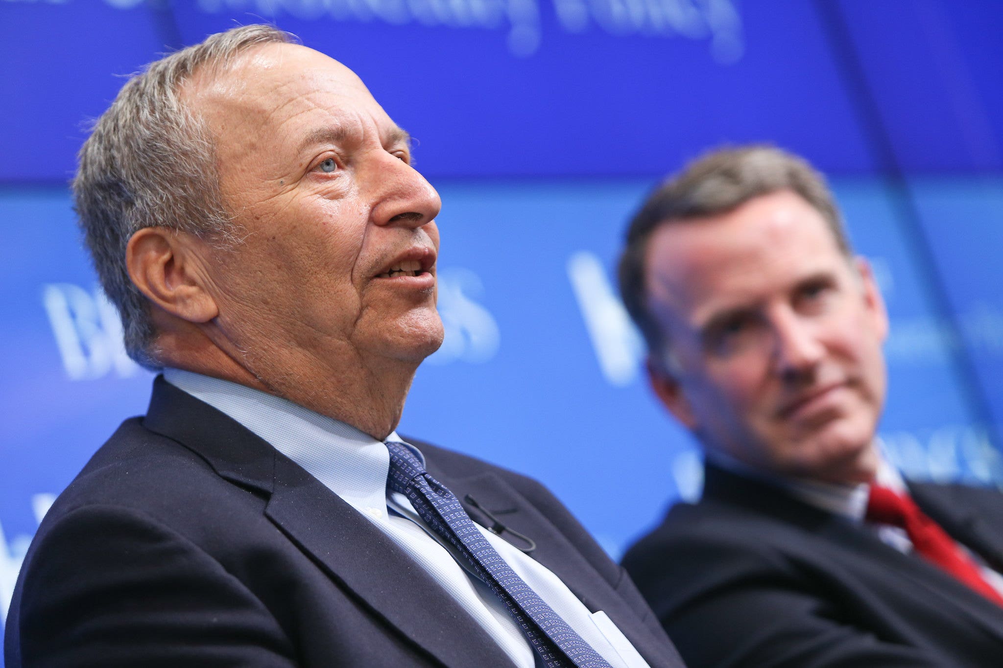 Larry Summers Says Fed Should Stay On Its Course: Pausing Tightening 'Badly Misguided Advice'