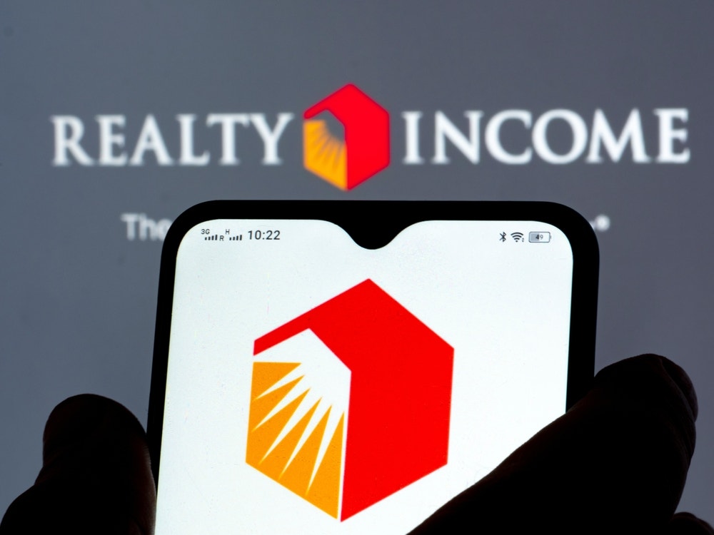 Is Now A Good Time To Buy Realty Income?