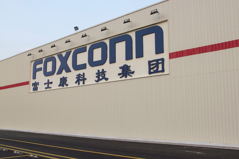 Apple Supplier Foxconn Expects Flat Q4 Amid iPhone Factory Shutdown: What Does It Mean For Cupertino?