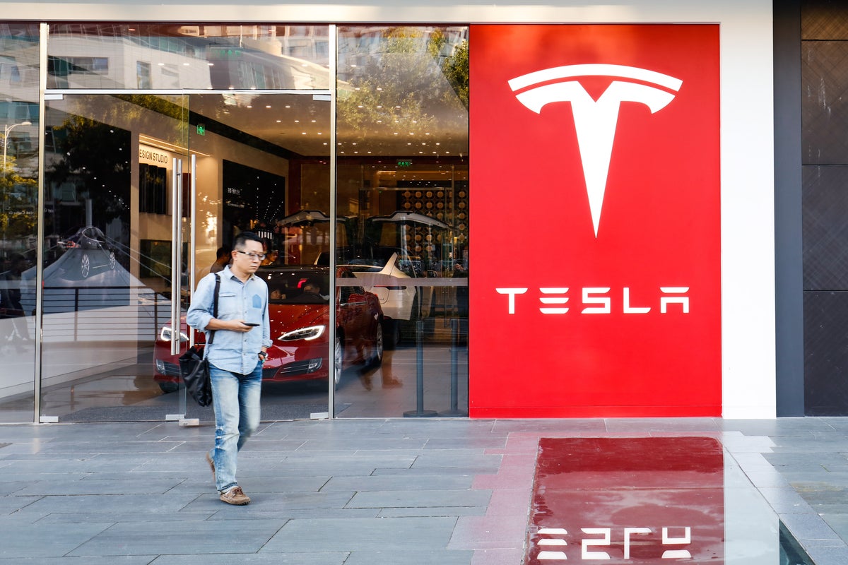 tesla-china-demand-not-budging-ev-maker-reportedly-mulls-another-price-cut-as-order-intake-remains-anemic-tesla-nasdaq-tsla