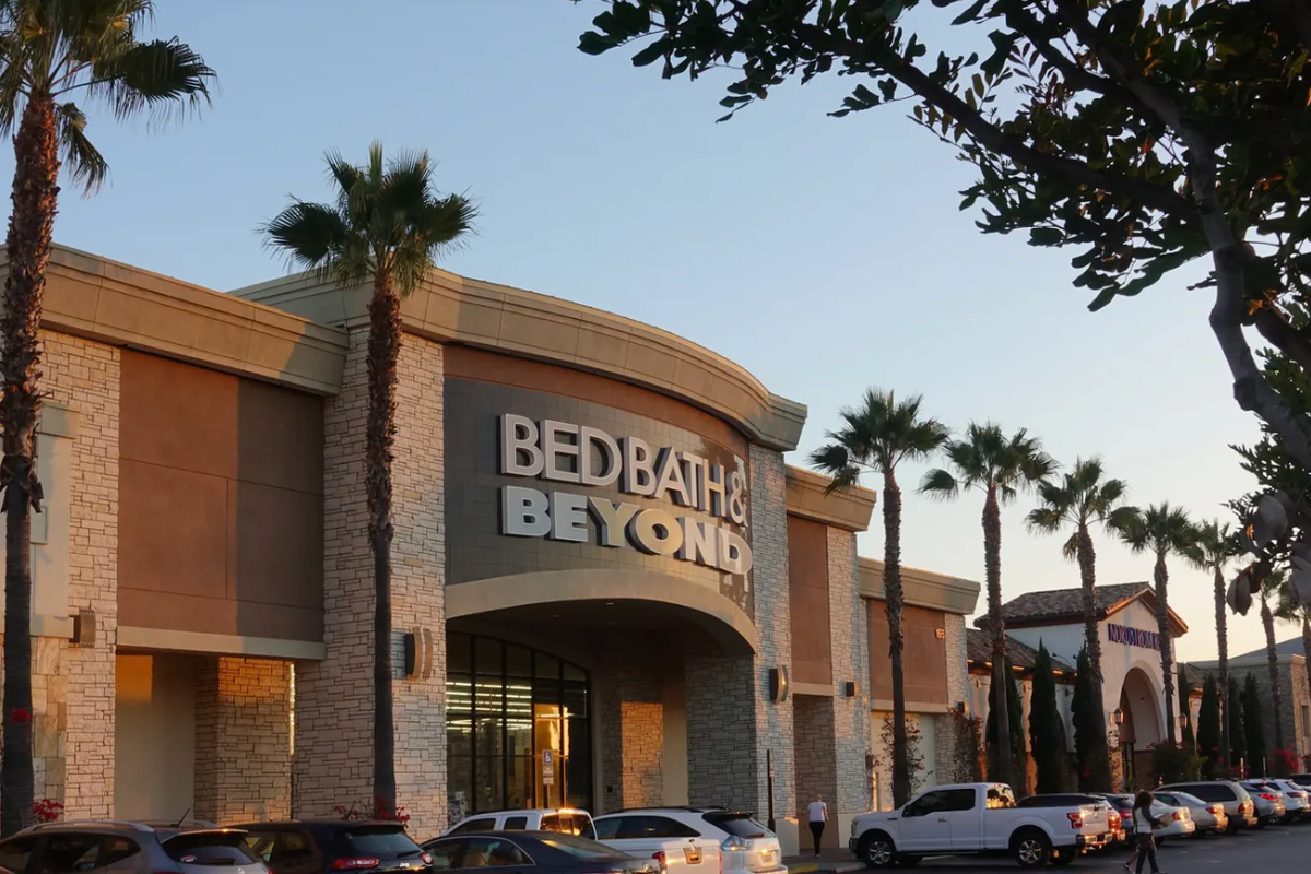 Many Bed Bath & Beyond Shelves Empty For Holiday Shopping: Report