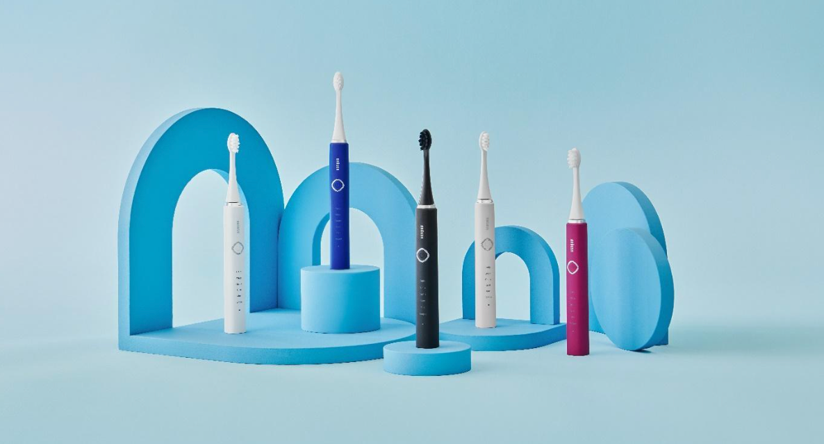 This Electric Toothbrush Has Received A 90% Five-Star Review Rating. What Is Making It A Favorite Of Nick Jonas, Kevin Hart And Others?