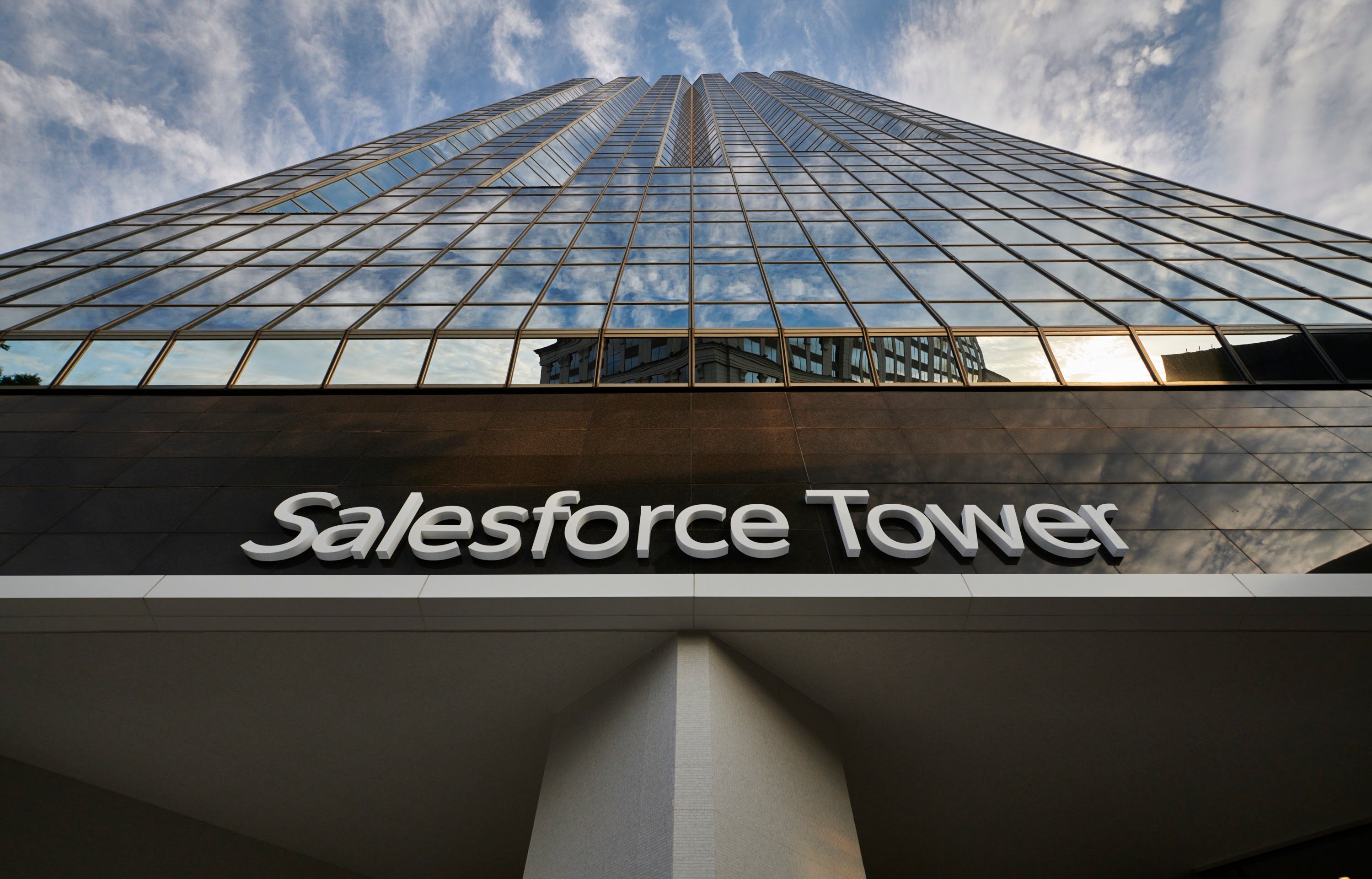 Salesforce Stock Is Falling After Hours: What's Going On?