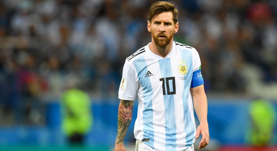 Lionel Messi Gets An Apology From Boxer Canelo Alvarez Over Threat For 'Cleaning The Floor' With Mexican 'Jersey And Flag'